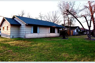 5715 Hirondel Street, Houston, TX 77033 - Photo 2