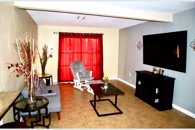 5715 Hirondel Street, Houston, TX 77033 - Photo 10