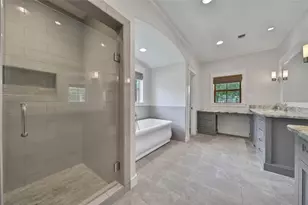 511 S Pecan St, Tomball, TX 77375 - Photo 26