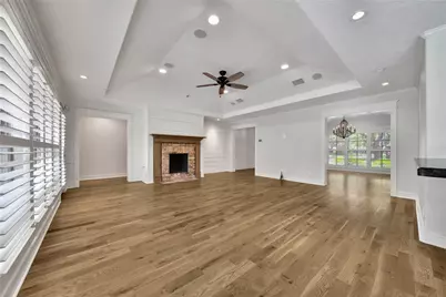 511 S Pecan Street, Tomball, TX 77375 - Photo 10