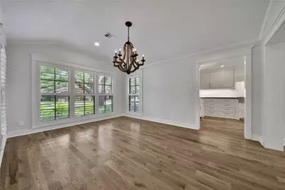 511 S Pecan Street, Tomball, TX 77375 - Photo 8