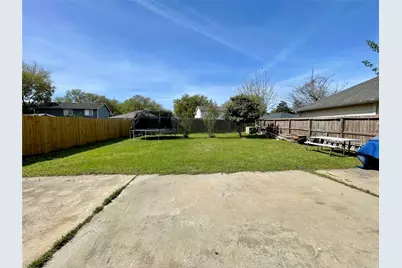 12811 Smokey Pass Circle, Houston, TX 77038 - Photo 34