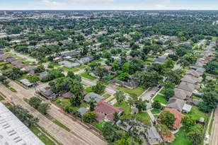 1111 Clovis Rd, Houston, TX 77008 - Photo 32