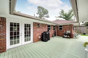 1111 Clovis Rd, Houston, TX 77008 - Photo 22