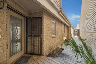 1829 Bering Dr, Houston, TX 77057 - Photo 22