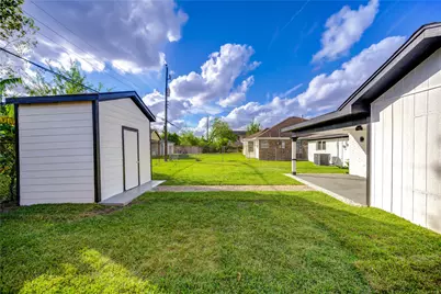 4830 Teton Street, Houston, TX 77033 - Photo 42