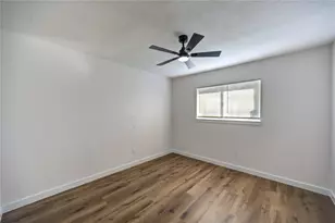 4830 Teton St, Houston, TX 77033 - Photo 26