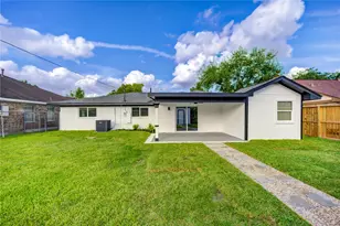 4830 Teton St, Houston, TX 77033 - Photo 40