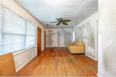 810 Armor Avenue, Pasadena, TX 77502 - Photo 6