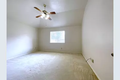 15514 Heritage Country Court, Friendswood, TX 77546 - Photo 10