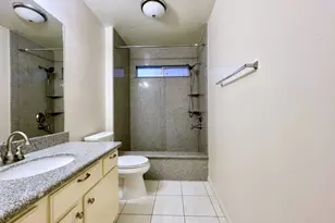 15514 Heritage Country Ct, Friendswood, TX 77546 - Photo 22