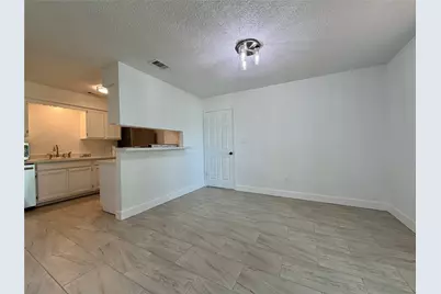 1412 N Avenue Q, Freeport, TX 77541 - Photo 8