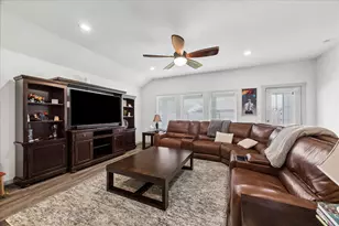 13911 Red River Dr, Baytown, TX 77523 - Photo 2
