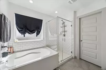 13911 Red River Drive, Baytown, TX 77523 - Photo 22