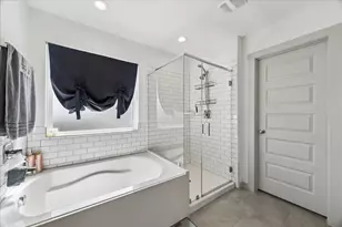 13911 Red River Dr, Baytown, TX 77523 - Photo 22