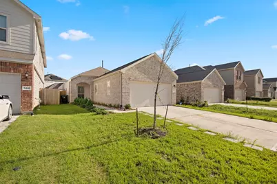 6444 Wenlock Drive, Houston, TX 77048 - Photo 4