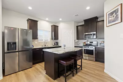 6444 Wenlock Drive, Houston, TX 77048 - Photo 1