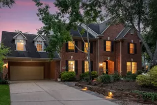 11 Mirror Ridge Ct, The Woodlands, TX 77382 - Photo 4
