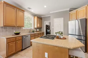 11 Mirror Ridge Ct, The Woodlands, TX 77382 - Photo 18
