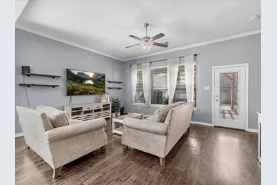 623 Orchid Hill Drive E, Conroe, TX 77301 - Photo 6