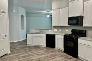 509 Turtle Dove Dr, Sealy, TX 77474 - Photo 4