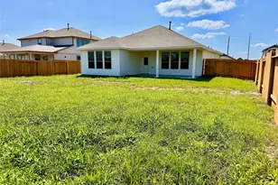509 Turtle Dove Dr, Sealy, TX 77474 - Photo 18