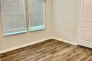 509 Turtle Dove Dr, Sealy, TX 77474 - Photo 6