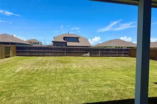 509 Turtle Dove Dr, Sealy, TX 77474 - Photo 16