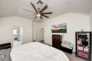 7714 Heron Lakes Dr, Houston, TX 77064 - Photo 20