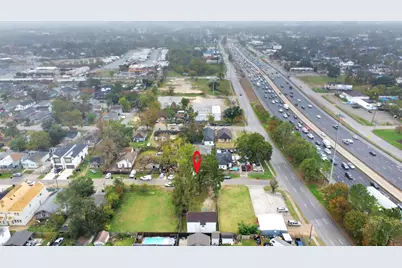 109 Amundsen Street, Houston, TX 77009 - Photo 38