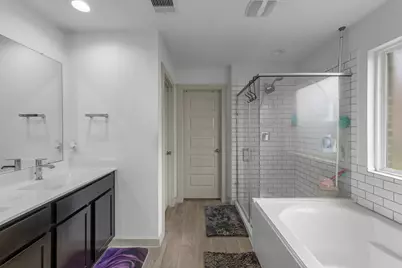 826 Green Clover Lane, Rosharon, TX 77583 - Photo 14