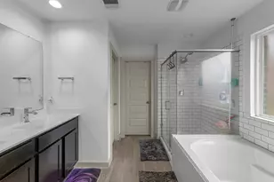 826 Green Clover Ln, Rosharon, TX 77583 - Photo 14