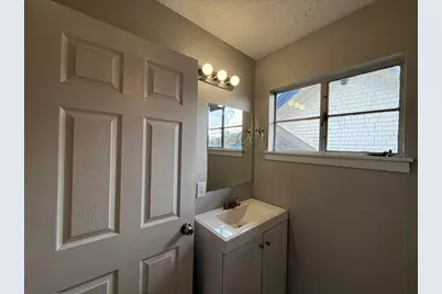 2501 Yoakum Boulevard #13, Houston, TX 77006 - Photo 18