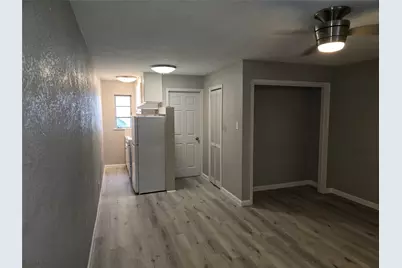 2501 Yoakum Boulevard #13, Houston, TX 77006 - Photo 6