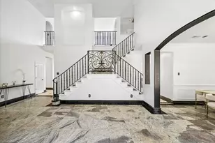 39 Oakmere Pl, Sugar Land, TX 77479 - Photo 4