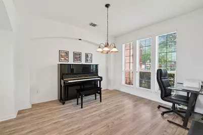 10319 Stan Brook Drive, Houston, TX 77089 - Photo 8
