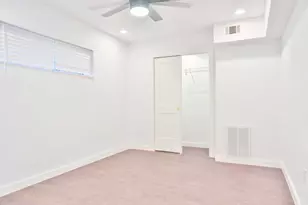 219 Marshall St, Houston, TX 77006 - Photo 6