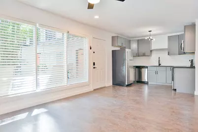219 Marshall Street #106, Houston, TX 77006 - Photo 2