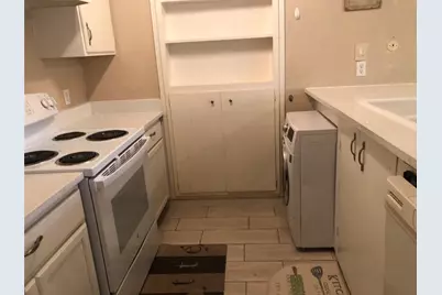 216 W G Street #216, La Porte, TX 77571 - Photo 6