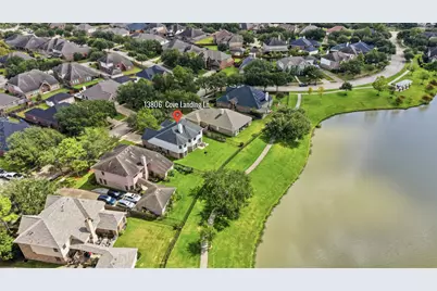 13806 Cove Landing Lane, Rosharon, TX 77583 - Photo 1