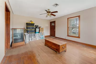 136 Weaver Street, Baytown, TX 77520 - Photo 4