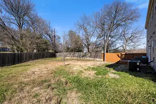 6104 Reicher Dr, Austin, TX 78723 - Photo 32