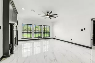 11915 Helene Ct, Pinehurst, TX 77362 - Photo 6