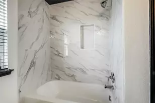 11915 Helene Ct, Pinehurst, TX 77362 - Photo 34