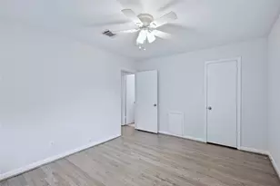 5014 Viking Dr, Houston, TX 77092 - Photo 14