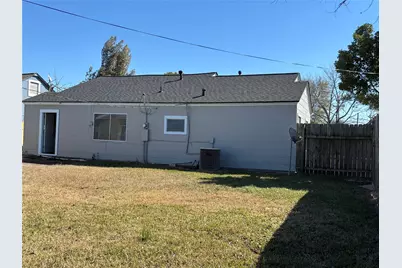 1603 Florida Street, Baytown, TX 77520 - Photo 10