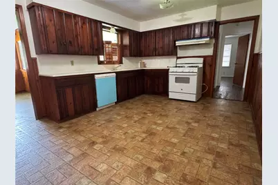 5480 Thames, Beaumont, TX 77708 - Photo 6