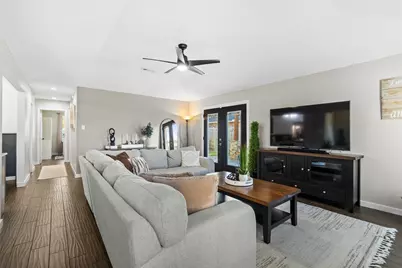 9919 Loch Dane Drive, Houston, TX 77070 - Photo 16