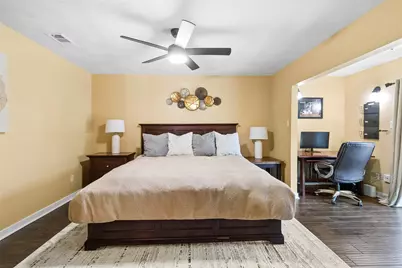 9919 Loch Dane Drive, Houston, TX 77070 - Photo 6