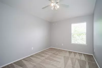 9703 Berkshire Trace, Pearland, TX 77584 - Photo 24